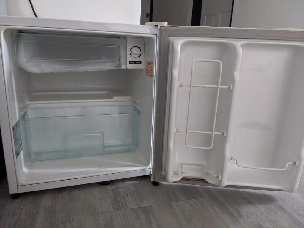 ขาย ตู้ เย็น มิ นิ บาร์ มือ 2