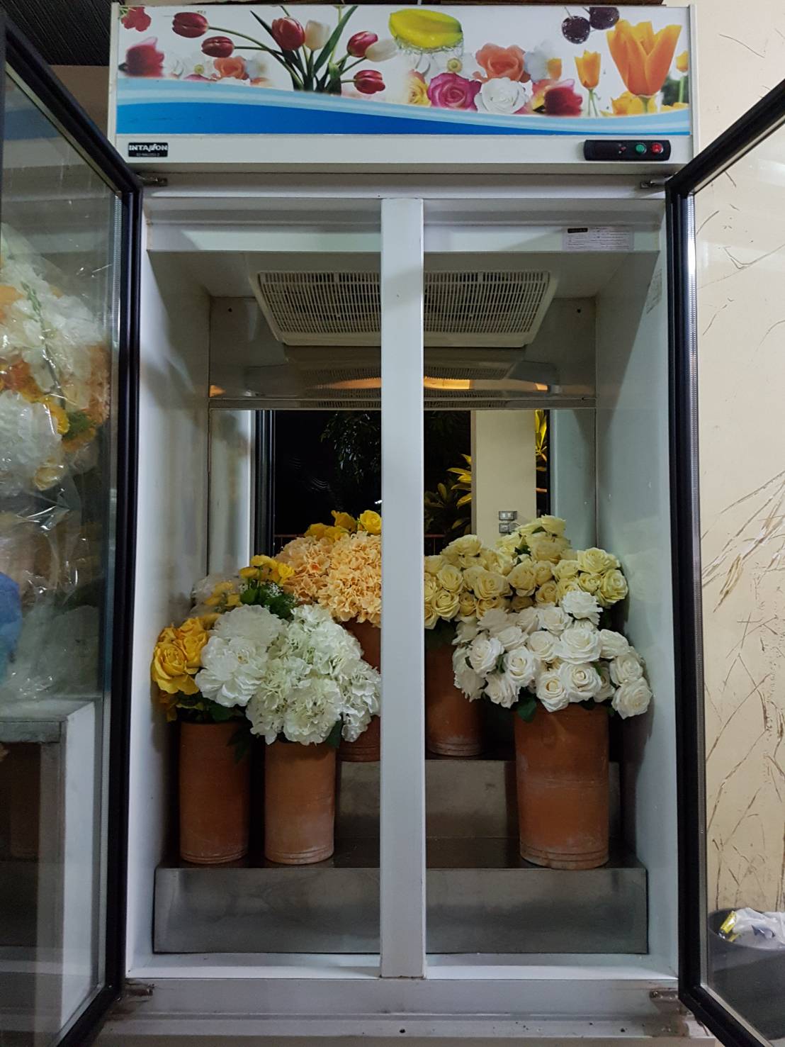 ตู้แช่ดอกไม้